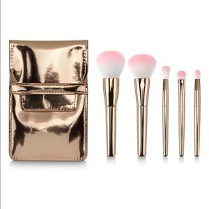 NWOT Glitterati Culture 6-Pc Brush Set